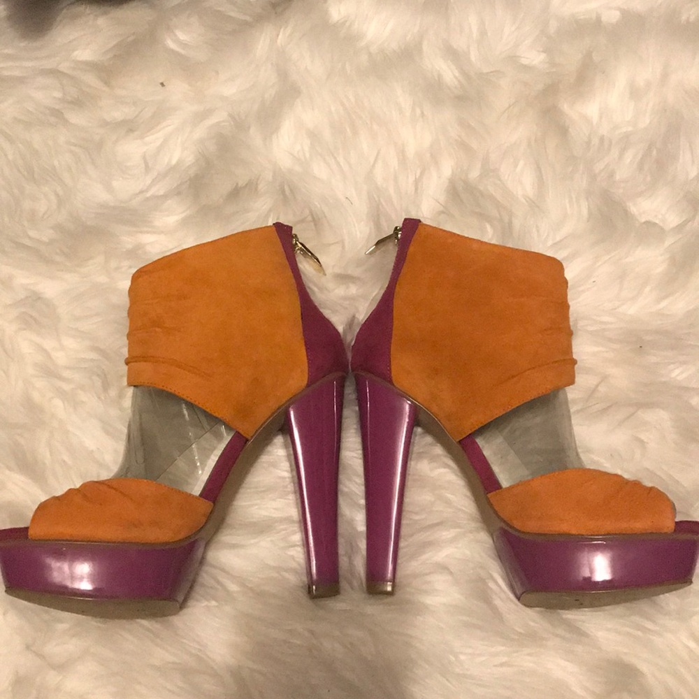 Heels - Picture 2 of 2